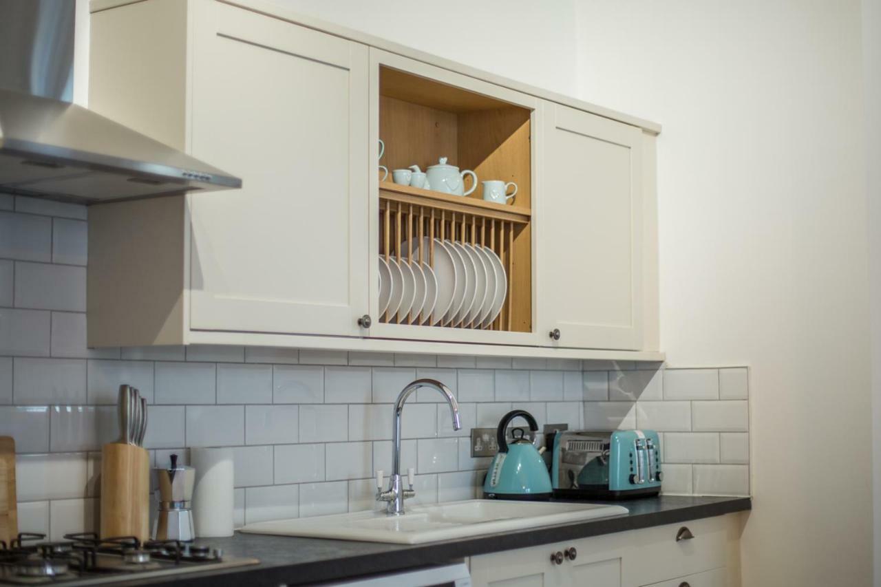 Stylish Apartment Close To Gloucester Quays & Docks 외부 사진