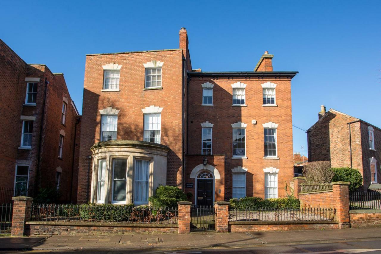 Stylish Apartment Close To Gloucester Quays & Docks 외부 사진